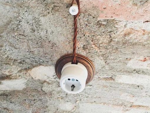 Instalación eléctrica en casa rural en Lendepeña
